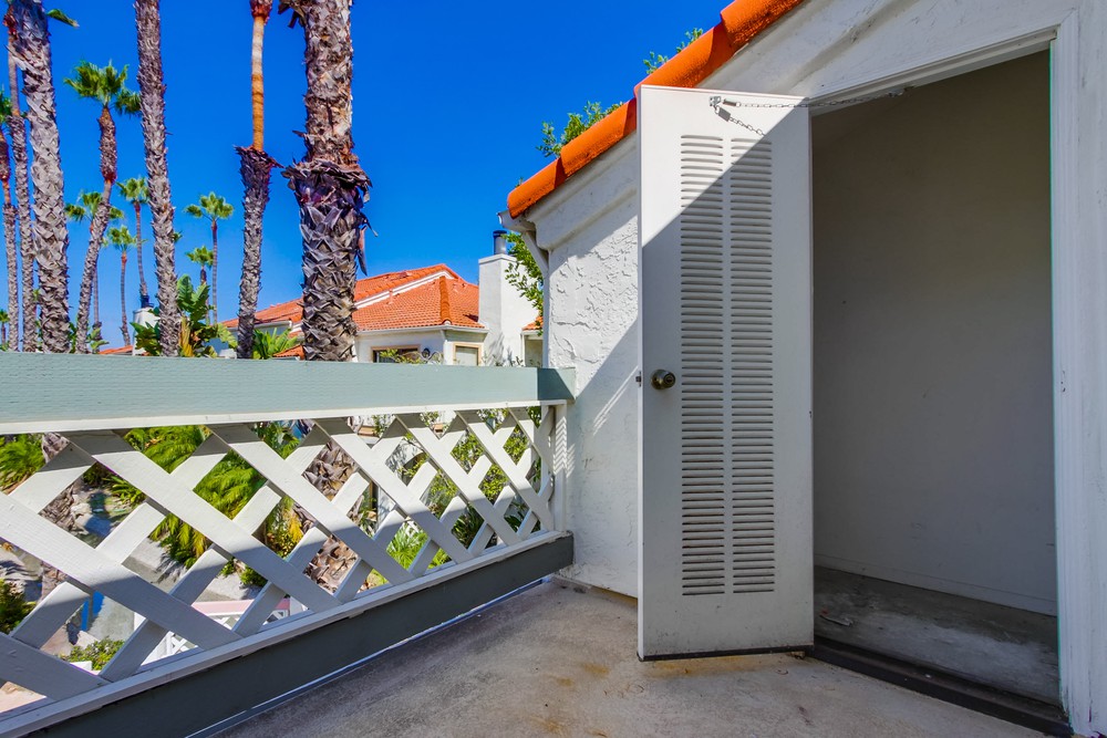 Virtual tour photo 32 of 41 for 13272 Salmon River Rd UNIT 203