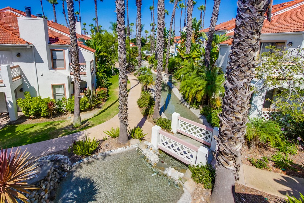 Virtual tour photo 33 of 41 for 13272 Salmon River Rd UNIT 203