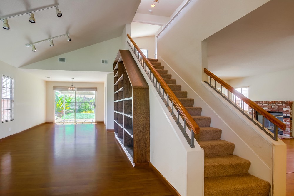 Virtual tour photo 7 of 54 for 13274 Benchley Rd