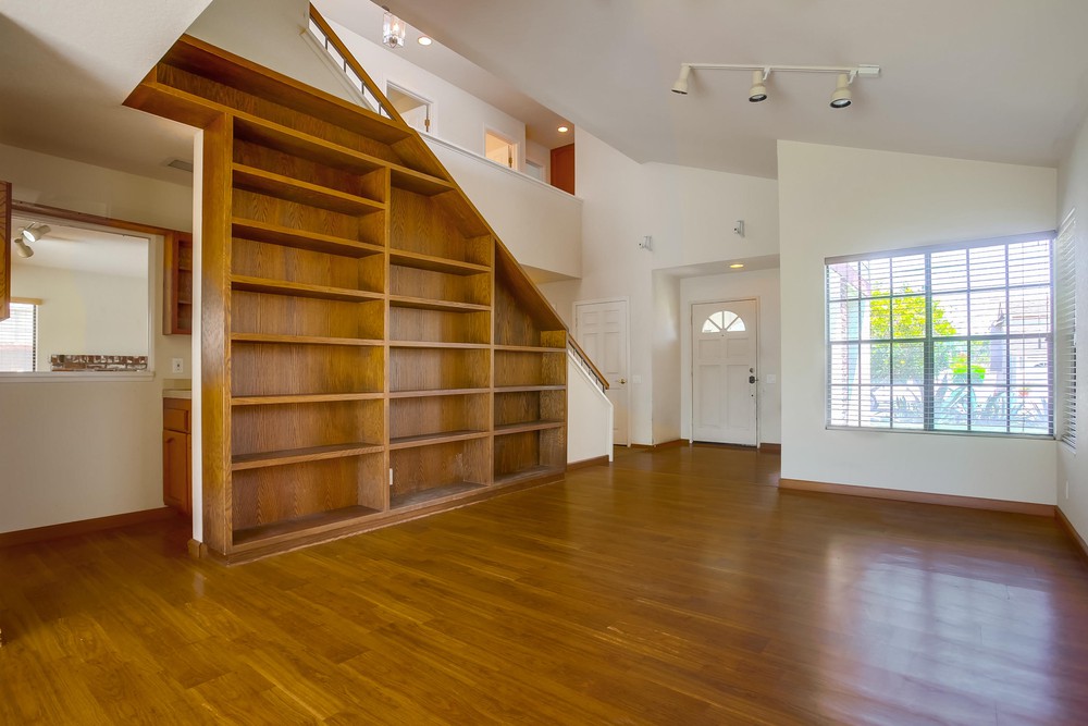 Virtual tour photo 10 of 54 for 13274 Benchley Rd
