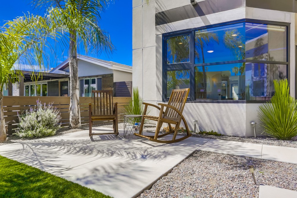 Virtual tour photo 8 of 75 for 1328 Thomas Ave
