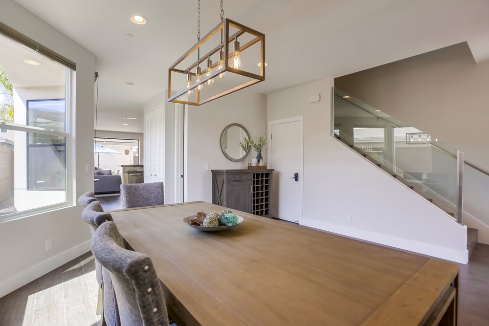 Virtual tour photo 15 of 75 for 1328 Thomas Ave