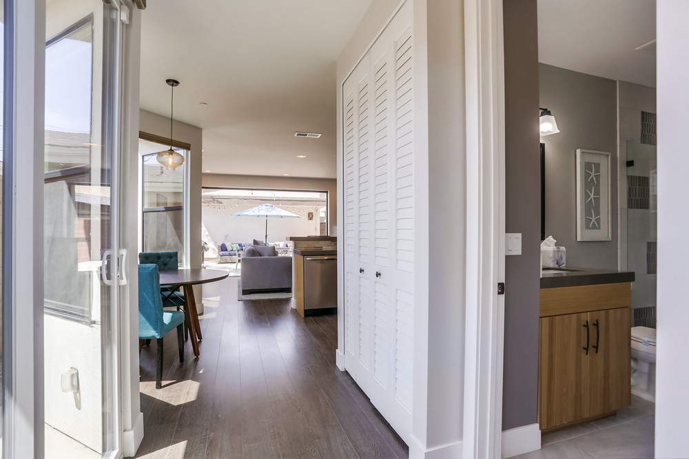 Virtual tour photo 28 of 75 for 1328 Thomas Ave