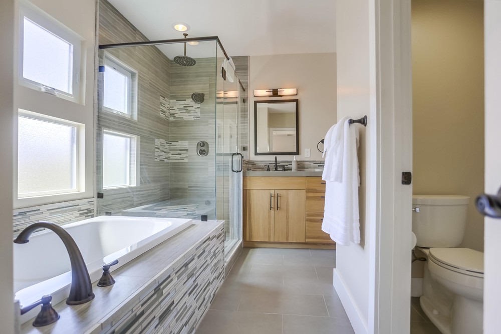 Virtual tour photo 37 of 75 for 1328 Thomas Ave