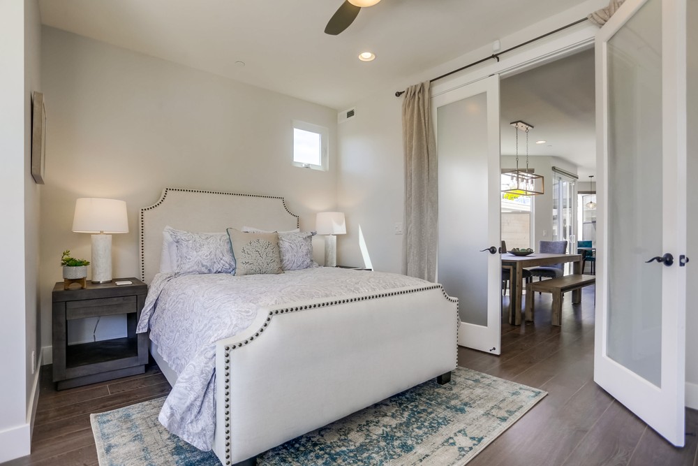Virtual tour photo 61 of 75 for 1328 Thomas Ave