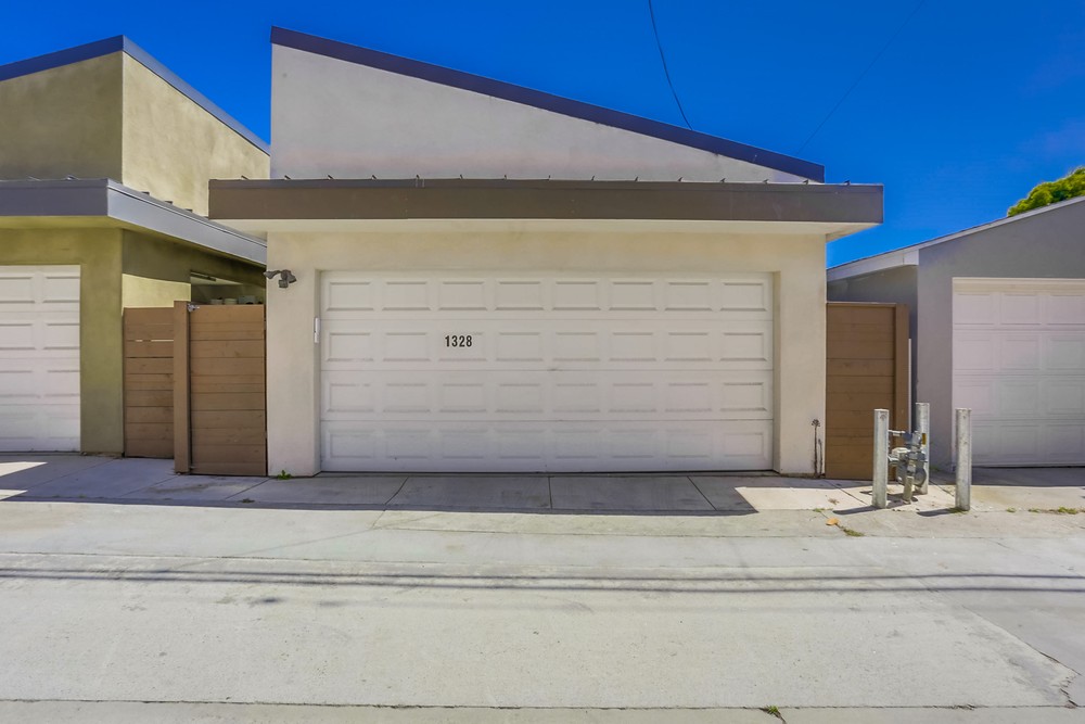 Virtual tour photo 76 of 75 for 1328 Thomas Ave
