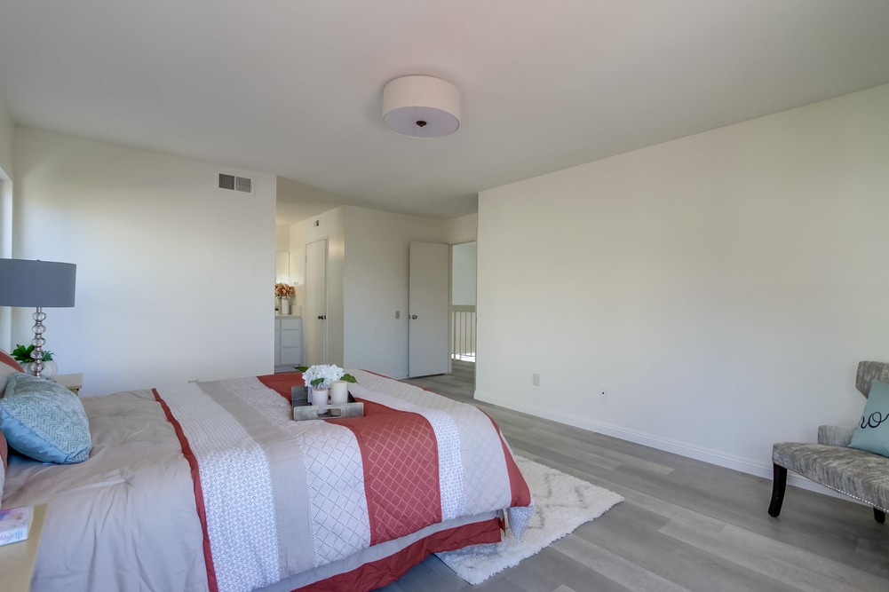 Virtual tour photo 48 of 80 for 13280 Sparren Ave