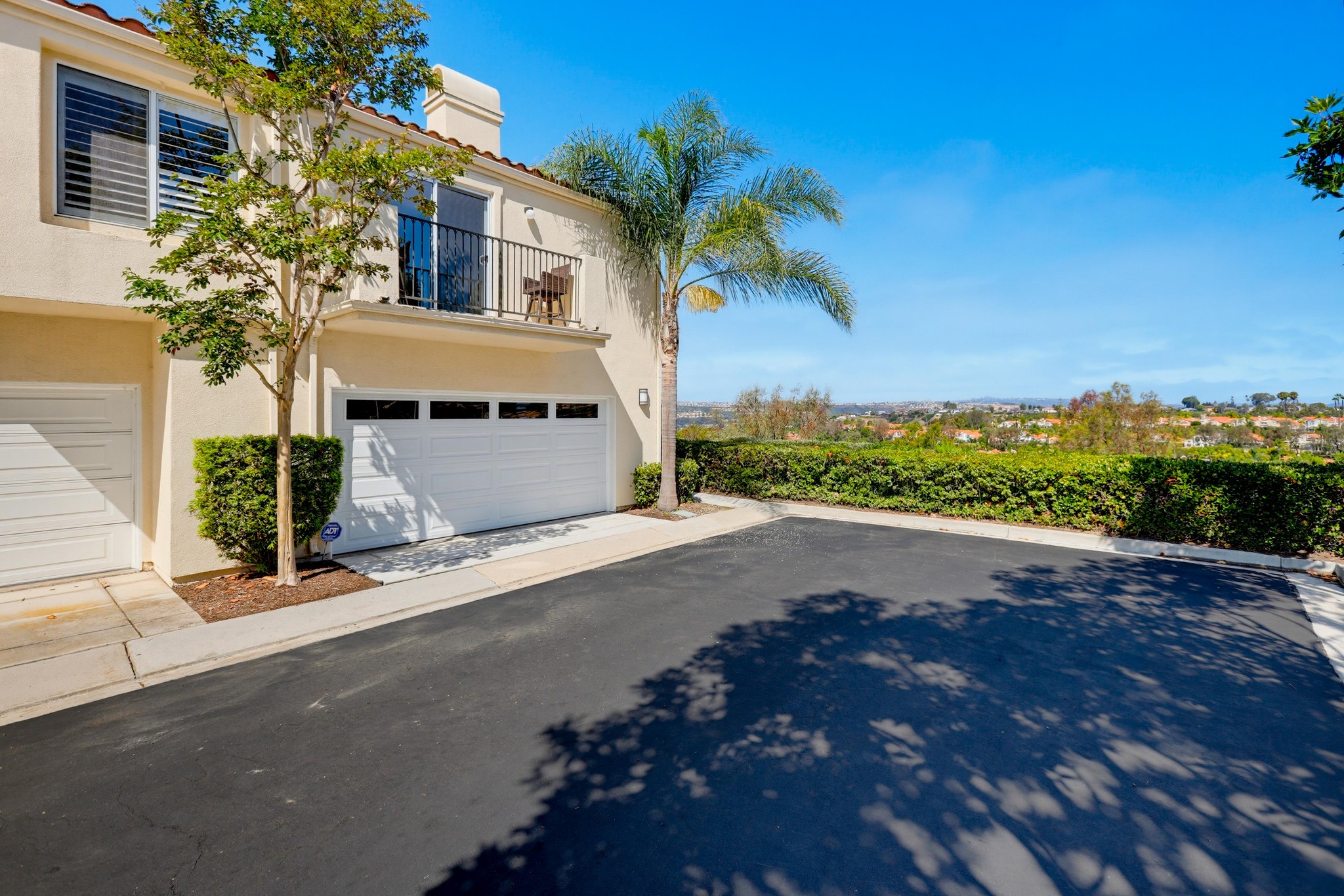Virtual tour photo 3 of 60 for 133 Fleurance St