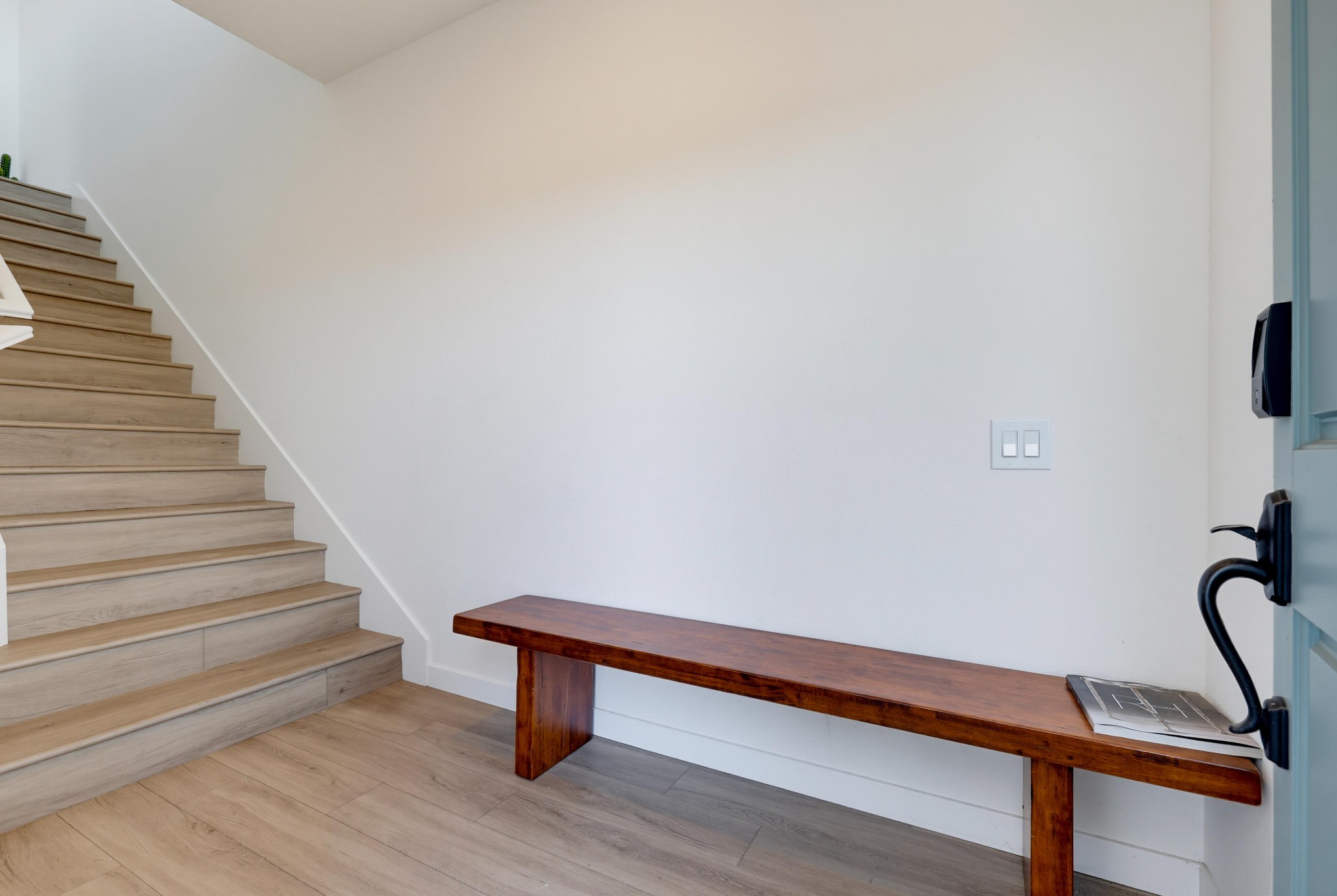 Virtual tour photo 7 of 60 for 133 Fleurance St