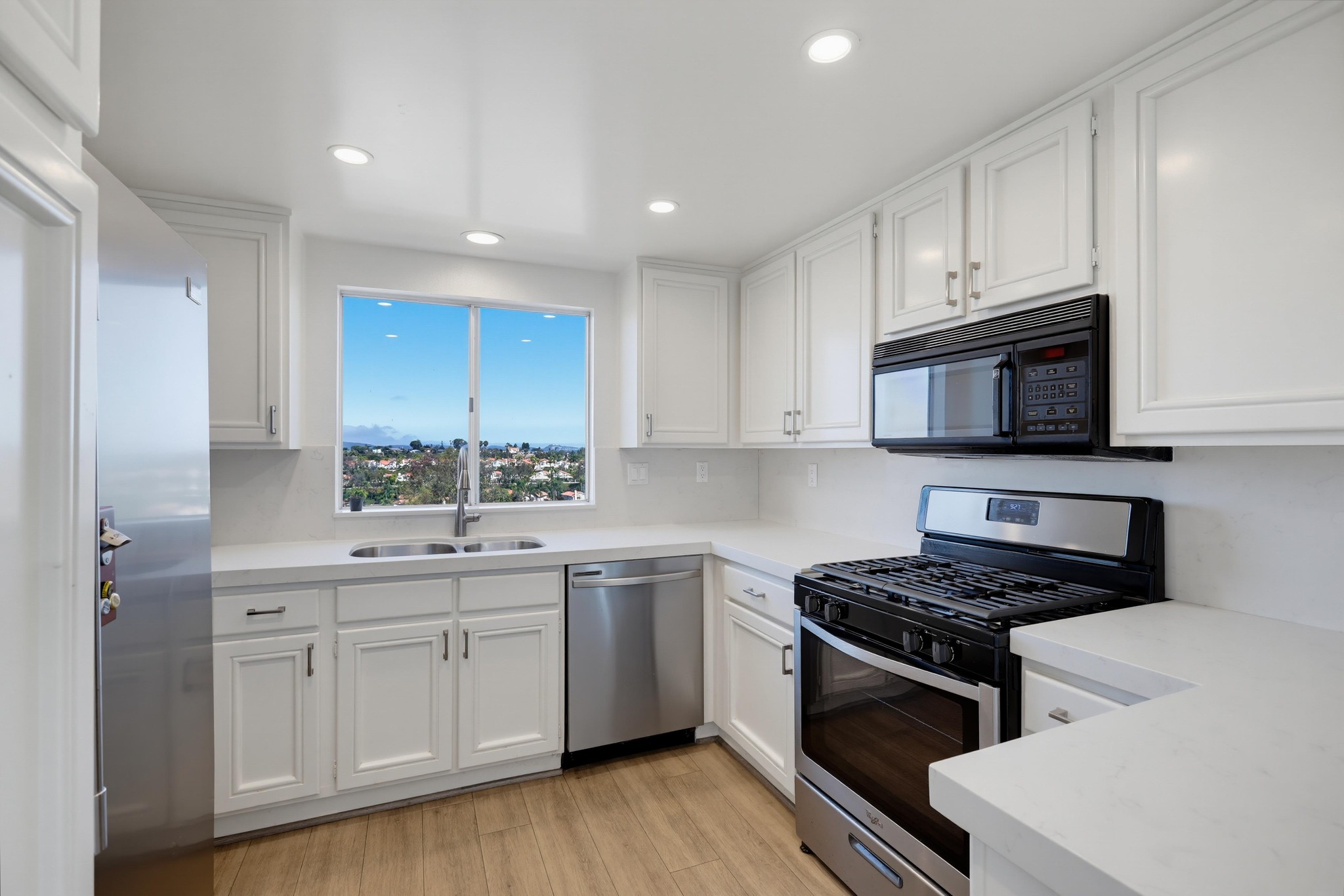 Virtual tour photo 26 of 60 for 133 Fleurance St