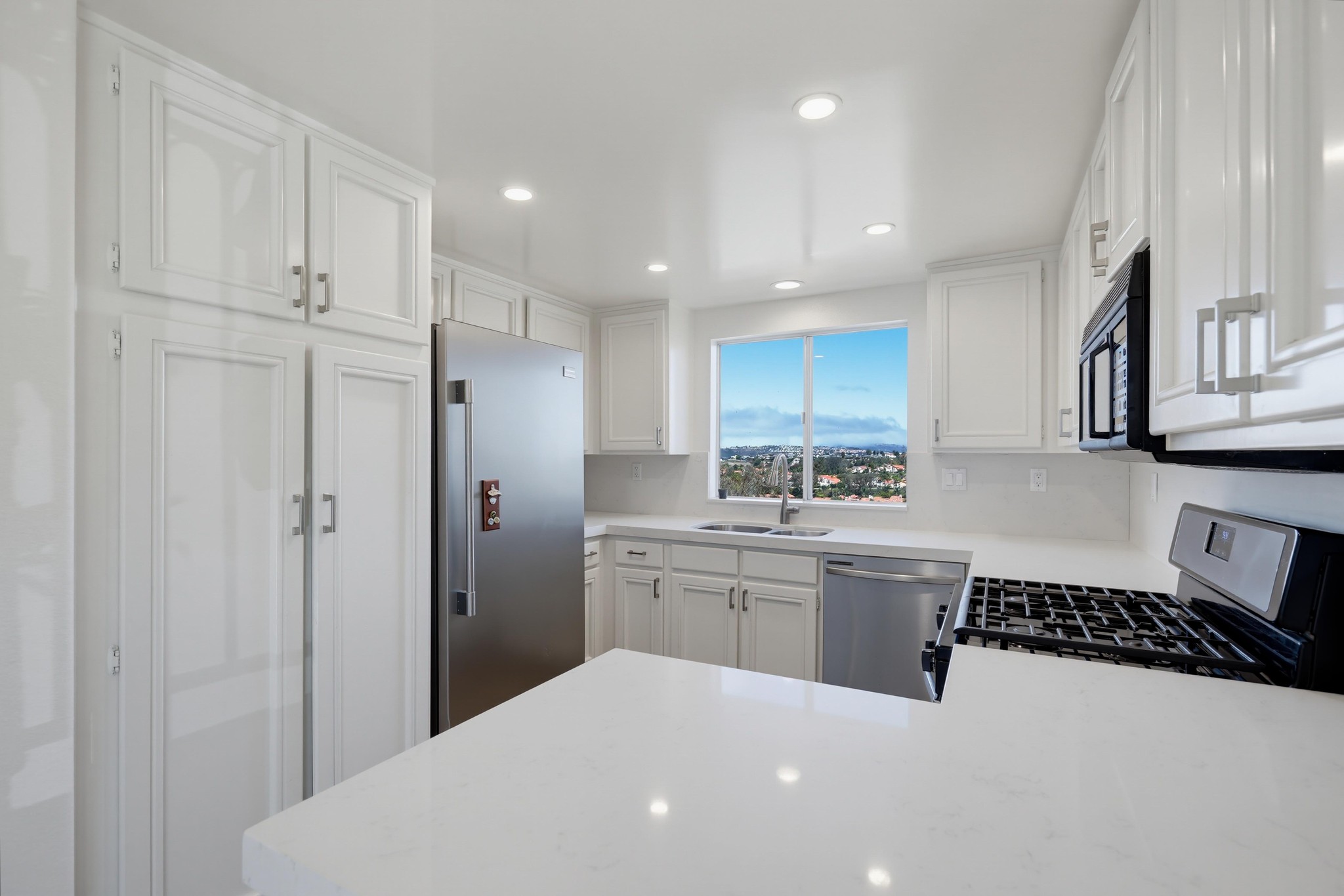 Virtual tour photo 24 of 60 for 133 Fleurance St