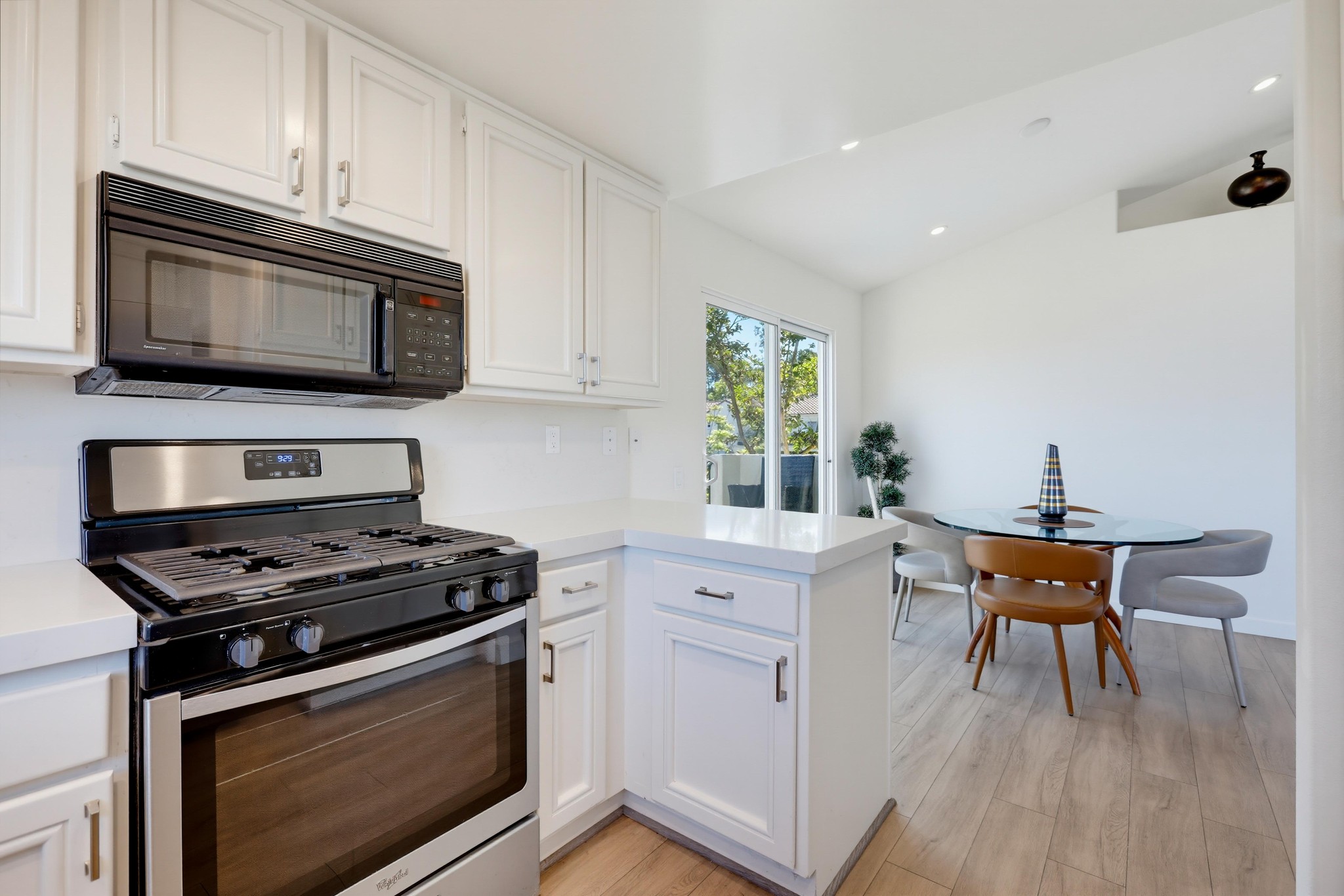 Virtual tour photo 27 of 60 for 133 Fleurance St
