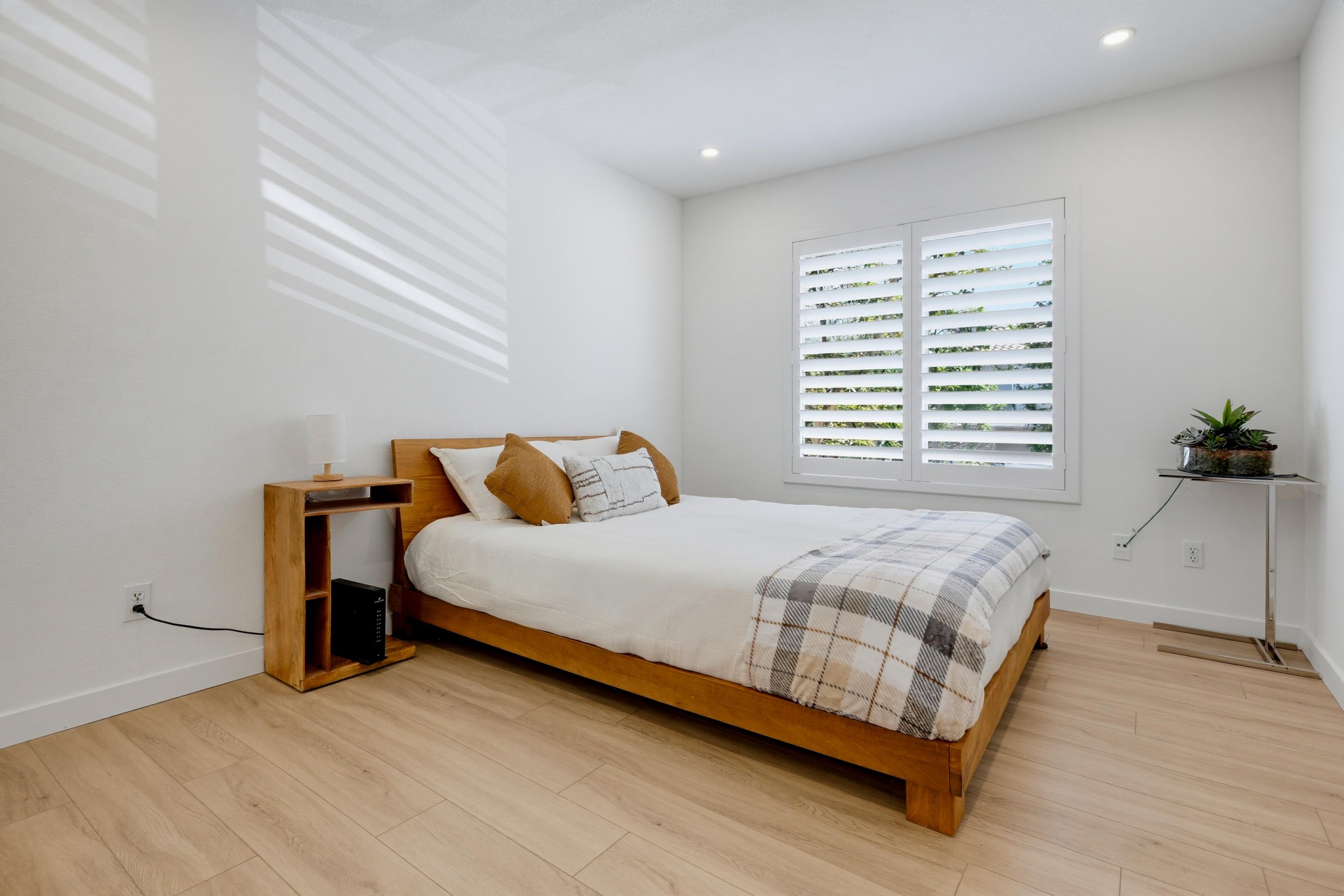 Virtual tour photo 38 of 60 for 133 Fleurance St