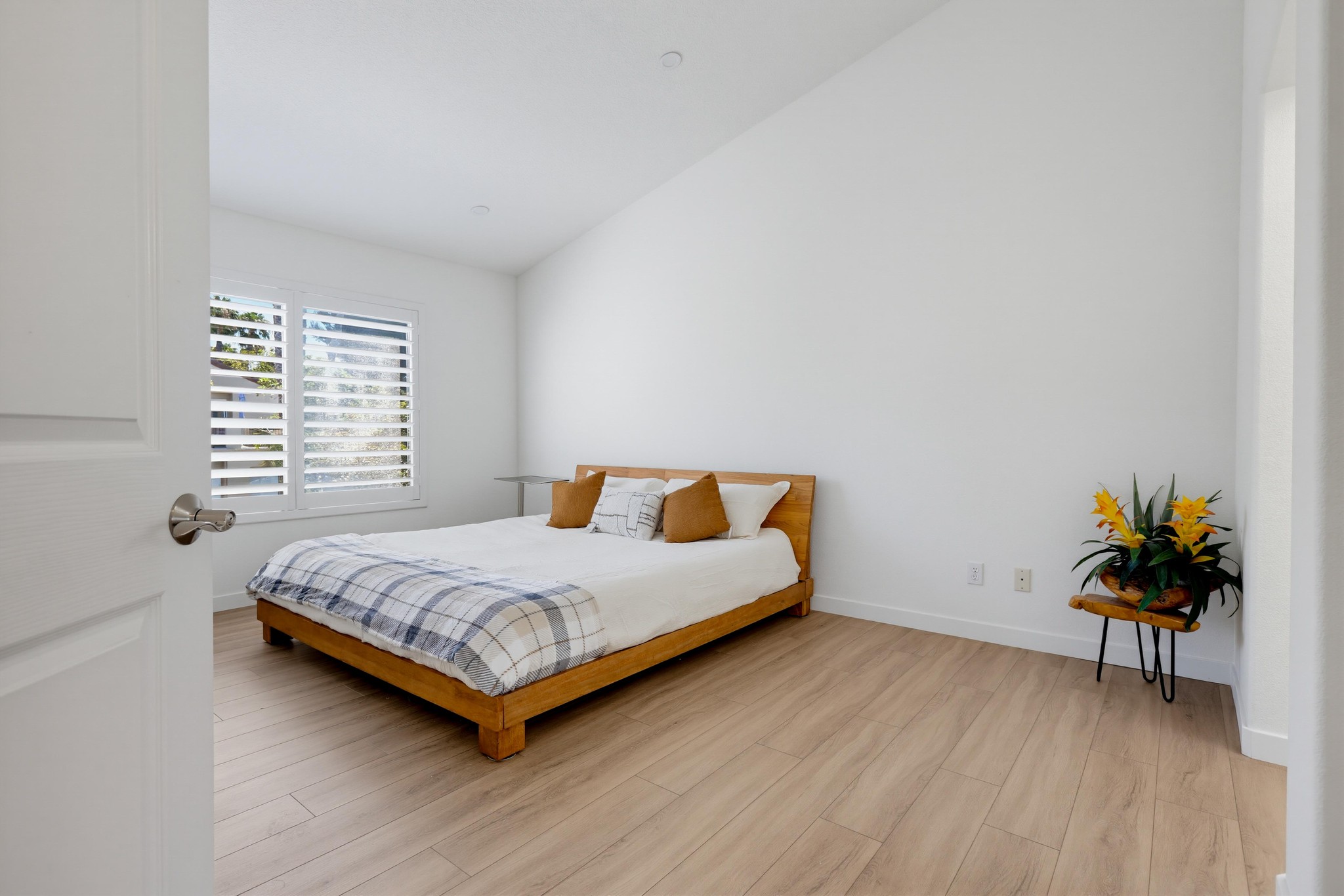 Virtual tour photo 31 of 60 for 133 Fleurance St