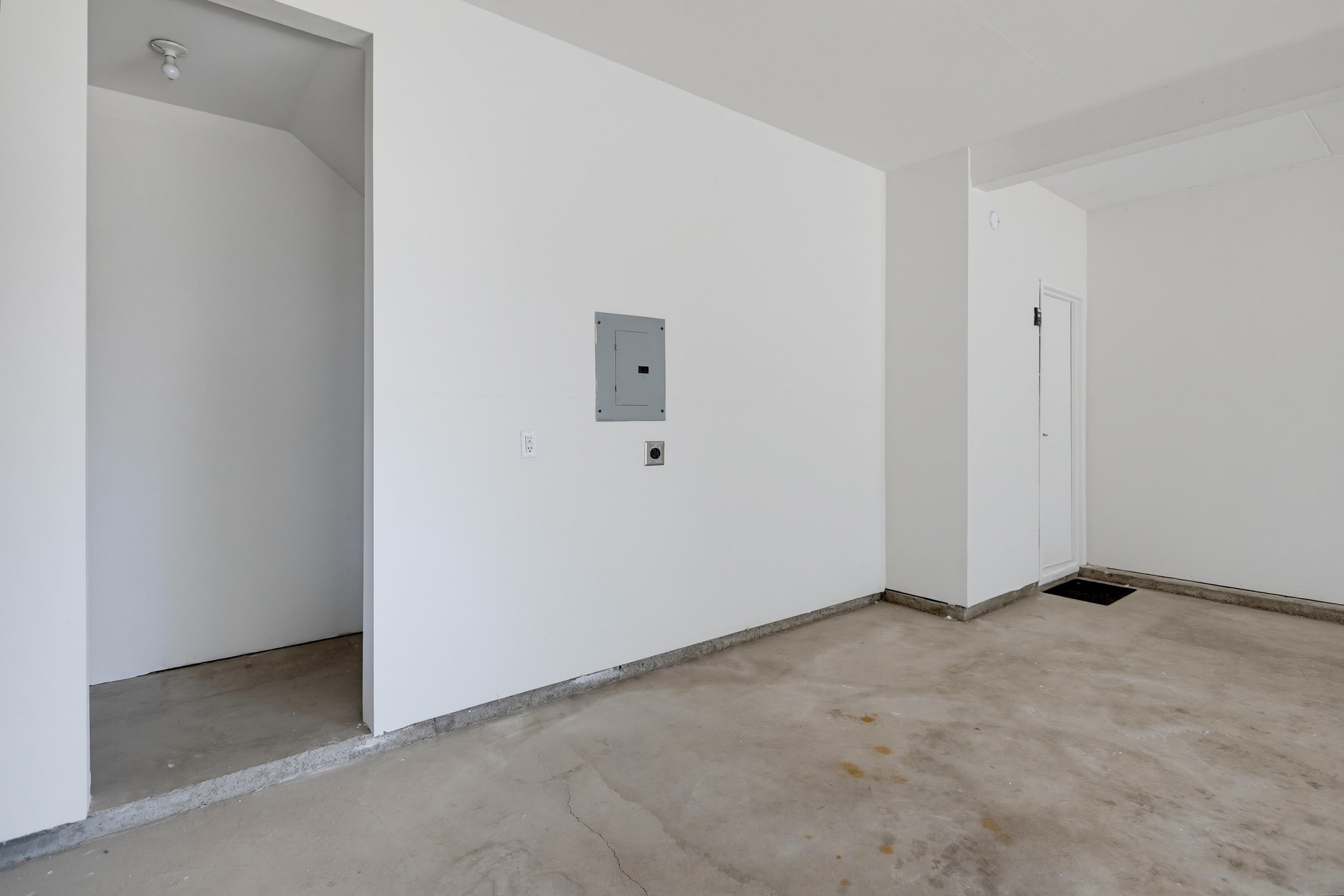 Virtual tour photo 45 of 60 for 133 Fleurance St
