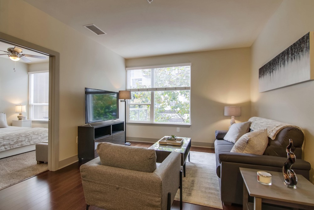 Virtual tour photo 1 of 36 for 1330 Market St