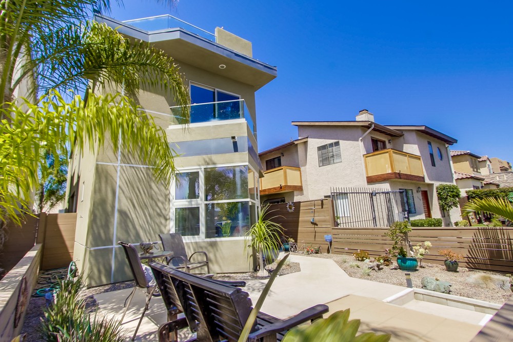 Virtual tour photo 6 of 75 for 1330 Thomas Ave