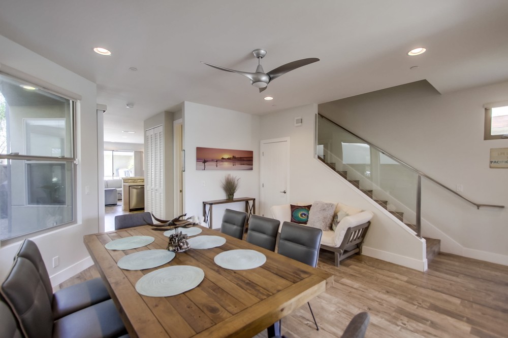 Virtual tour photo 10 of 75 for 1330 Thomas Ave