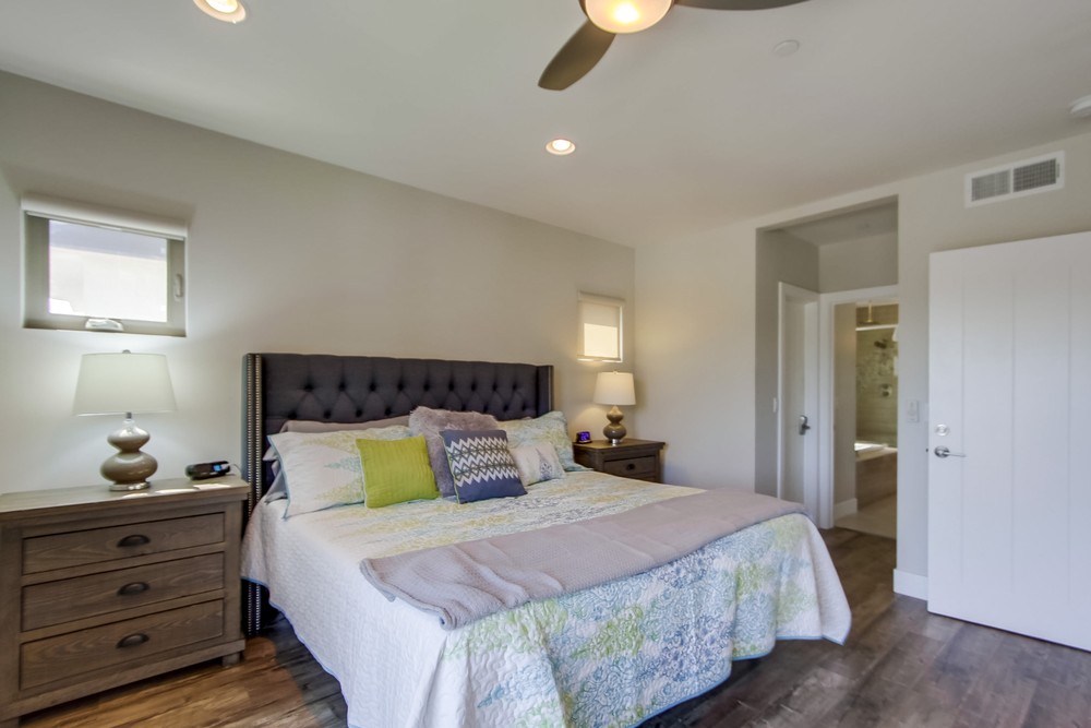 Virtual tour photo 36 of 75 for 1330 Thomas Ave