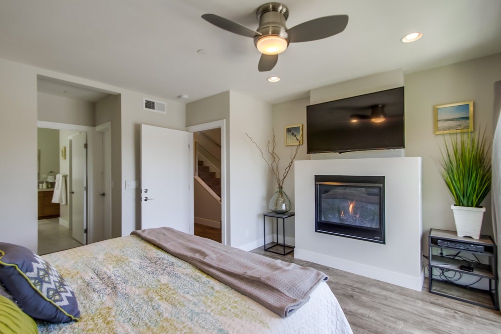 Virtual tour photo 37 of 75 for 1330 Thomas Ave