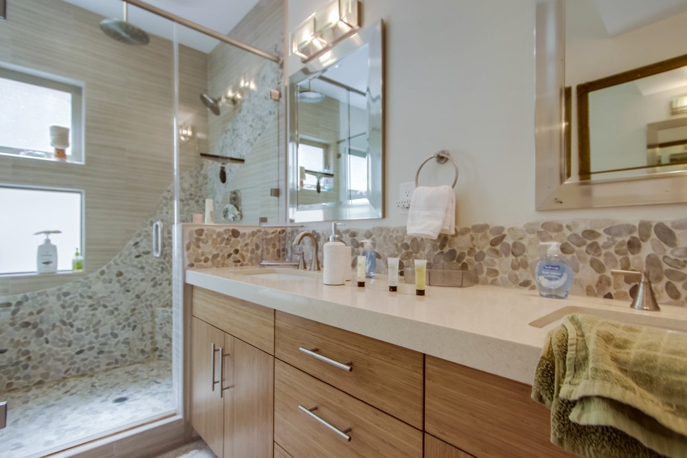 Virtual tour photo 40 of 75 for 1330 Thomas Ave