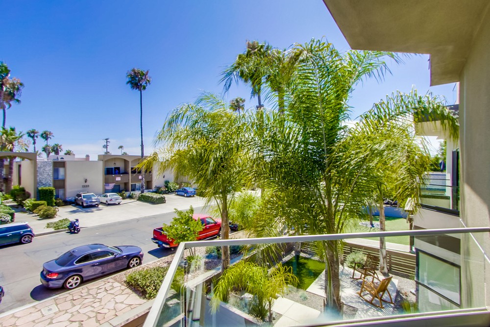 Virtual tour photo 44 of 75 for 1330 Thomas Ave