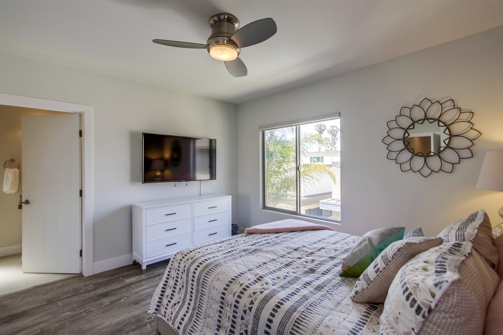 Virtual tour photo 63 of 75 for 1330 Thomas Ave
