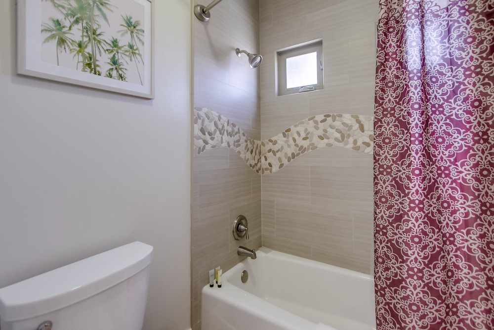 Virtual tour photo 67 of 75 for 1330 Thomas Ave