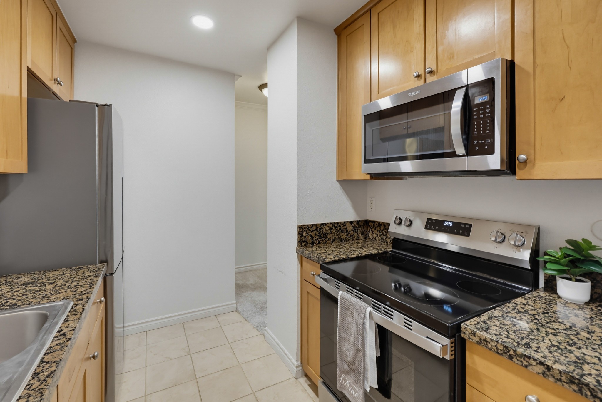 Virtual tour photo 21 of 52 for 13303 Rancho Peñasquitos Blvd