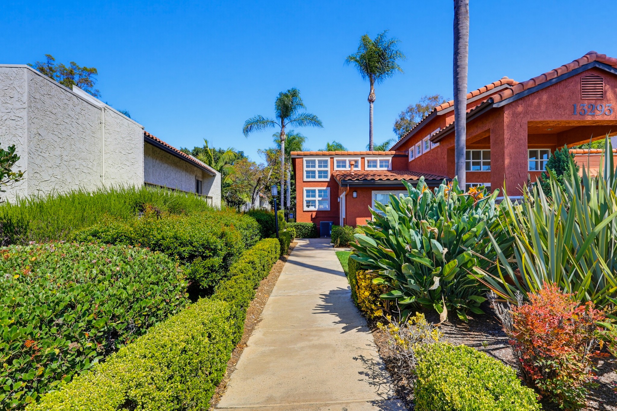 Virtual tour photo 39 of 52 for 13303 Rancho Peñasquitos Blvd