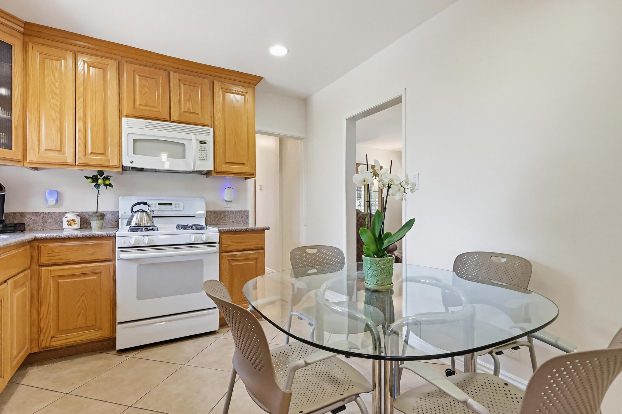 Virtual tour photo 18 of 41 for 13308 Thistle Ave
