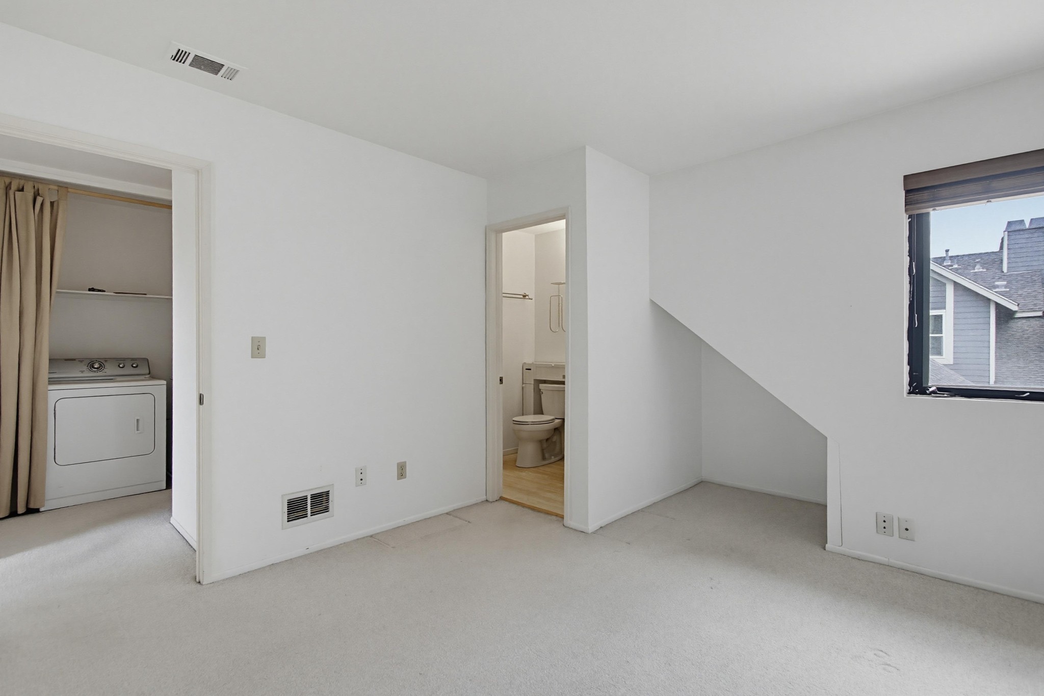 Virtual tour photo 30 of 51 for 13321 Westmark Way #28