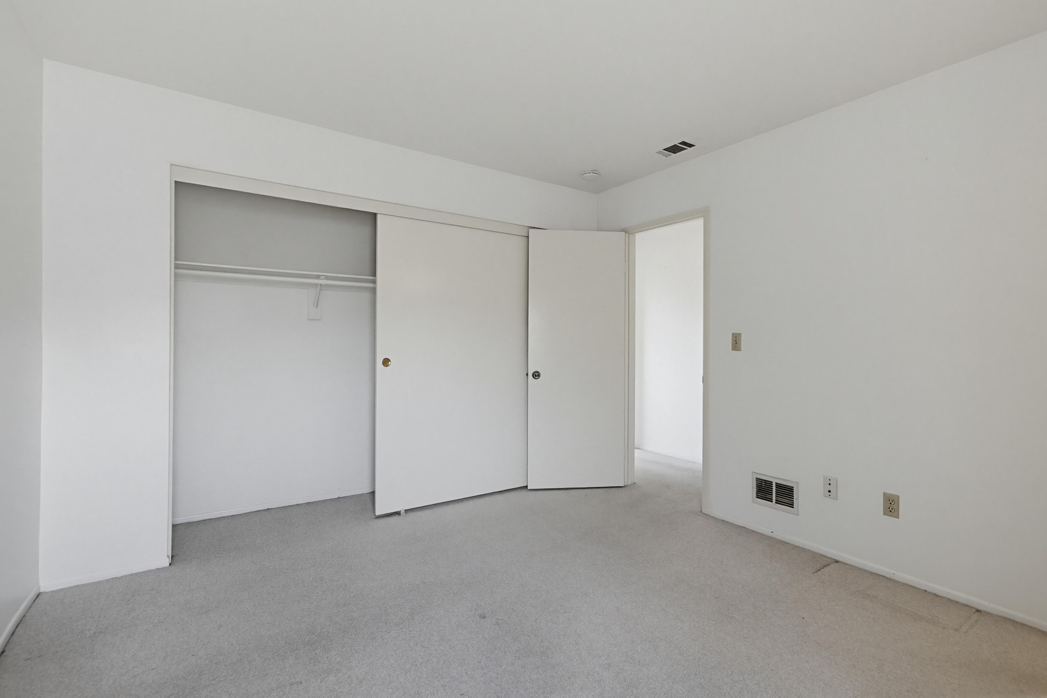 Virtual tour photo 31 of 51 for 13321 Westmark Way #28