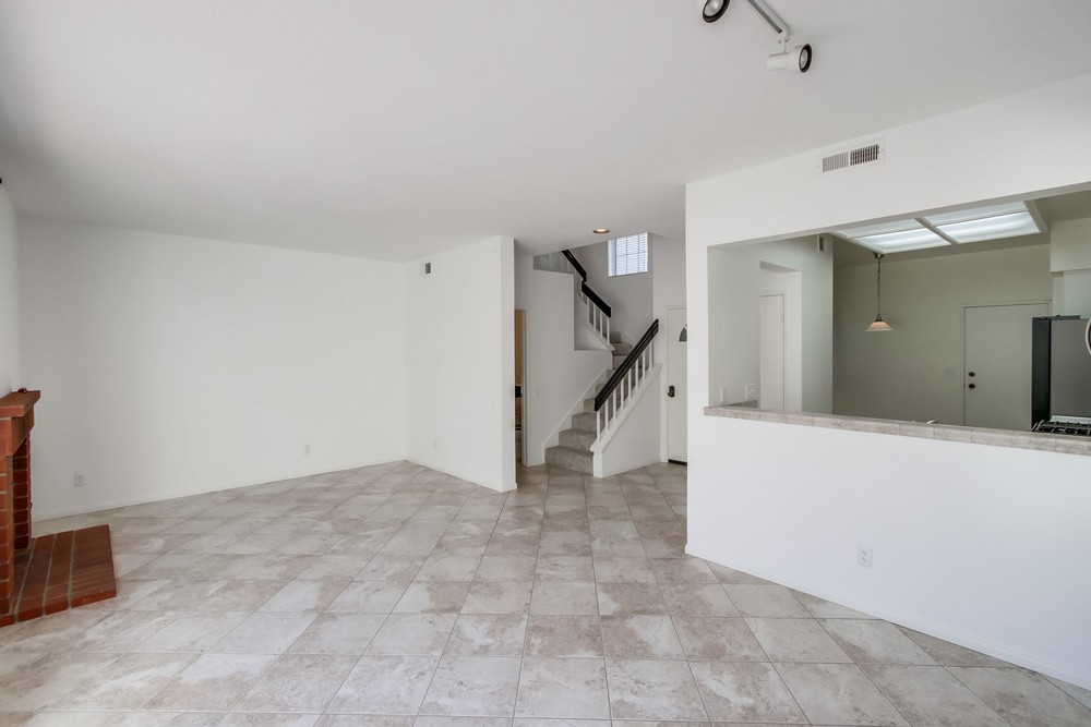 Virtual tour photo 7 of 39 for 13323 Tiverton Rd