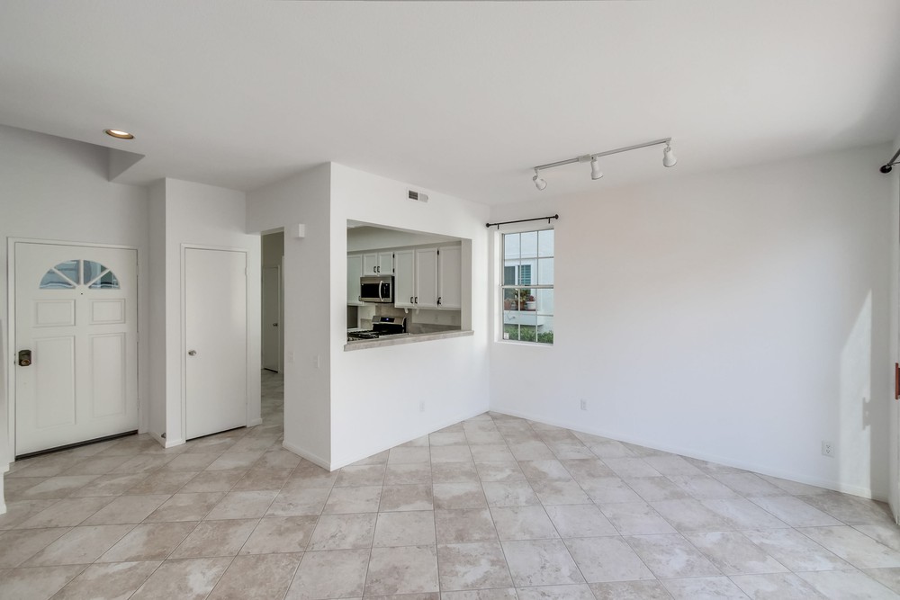 Virtual tour photo 8 of 39 for 13323 Tiverton Rd