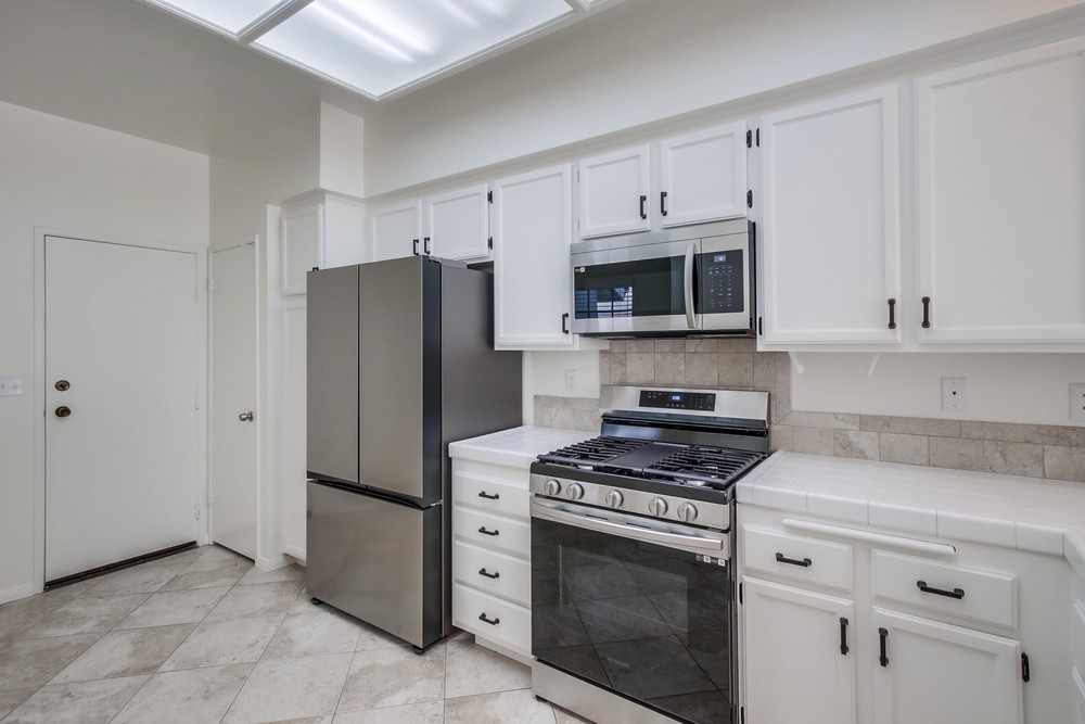 Virtual tour photo 12 of 39 for 13323 Tiverton Rd