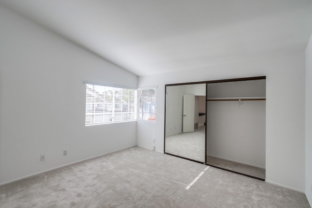 Virtual tour photo 17 of 39 for 13323 Tiverton Rd