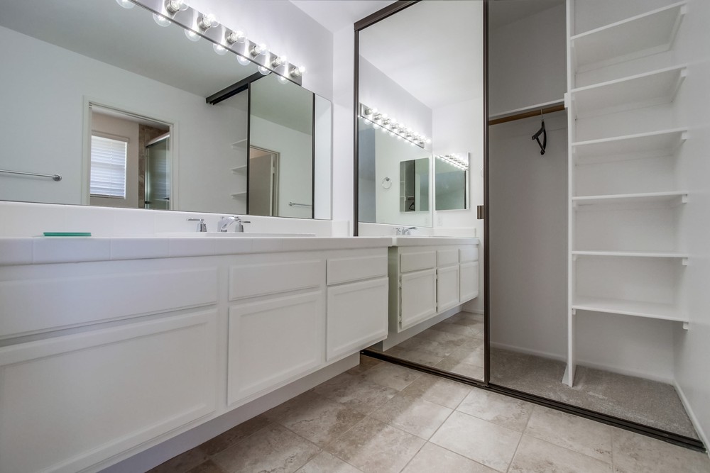 Virtual tour photo 31 of 39 for 13323 Tiverton Rd