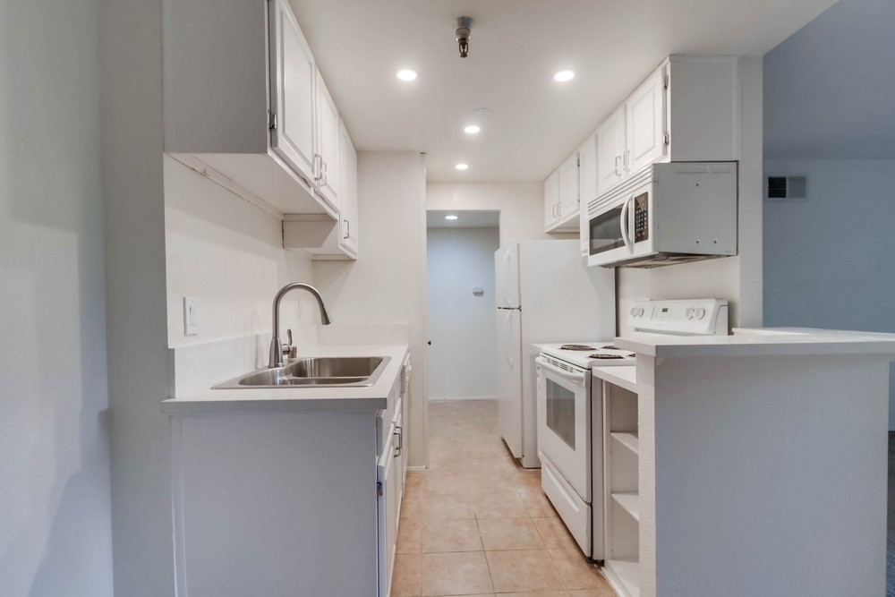 Virtual tour photo 13 of 25 for 1333 Eighth Ave