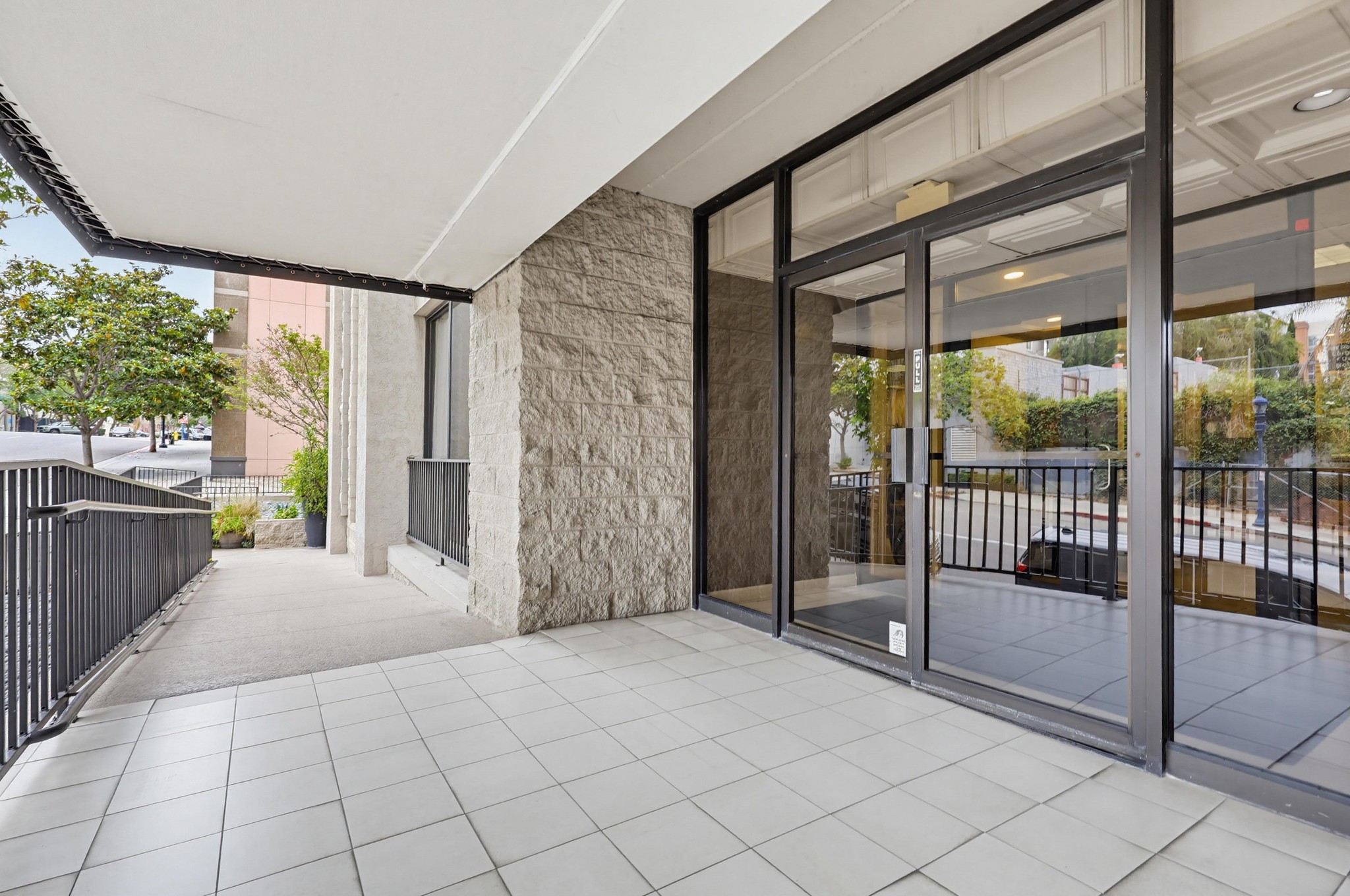 Virtual tour photo 11 of 60 for 1333 Eighth Ave UNIT 103