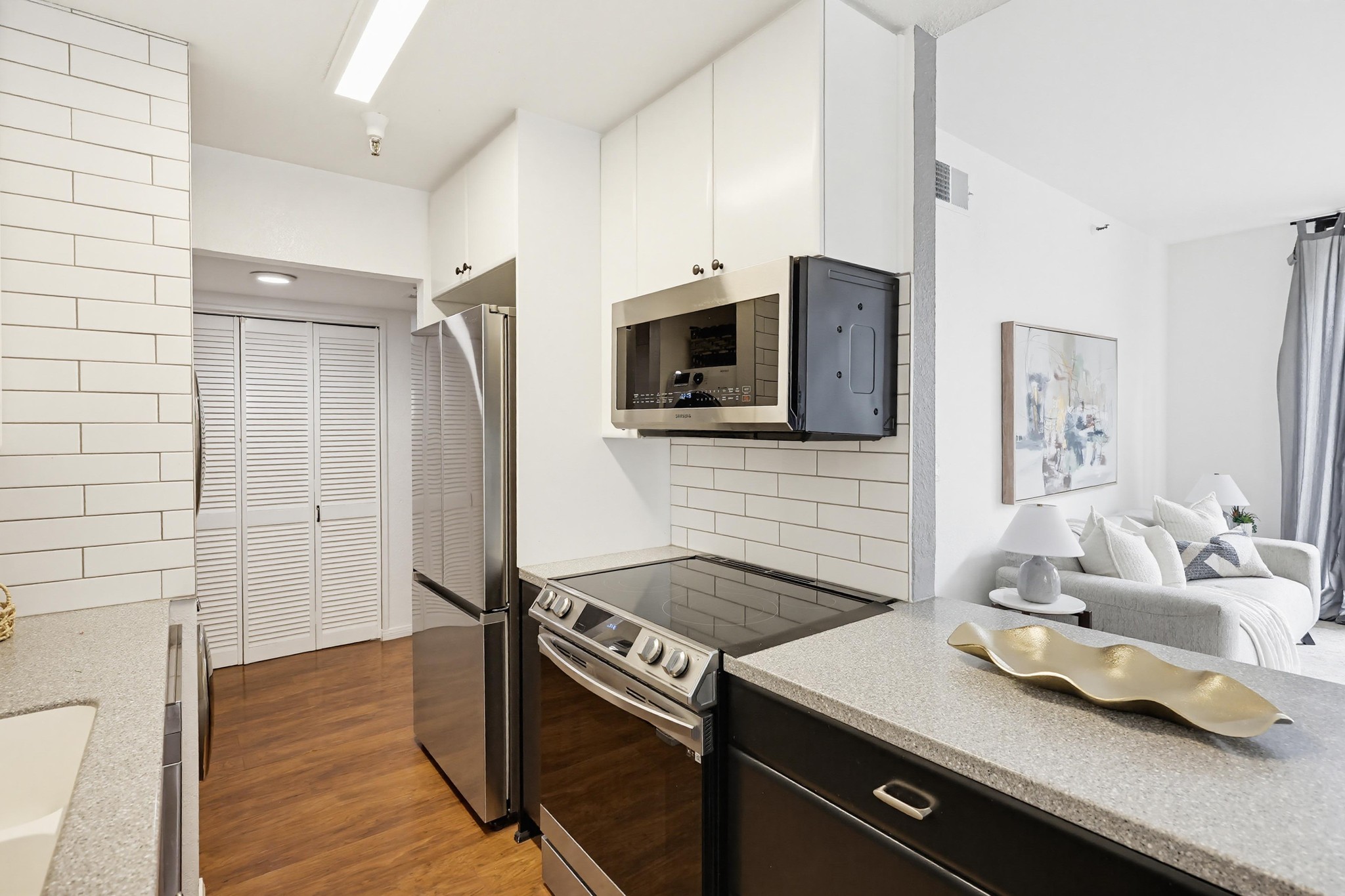 Virtual tour photo 22 of 60 for 1333 Eighth Ave UNIT 103