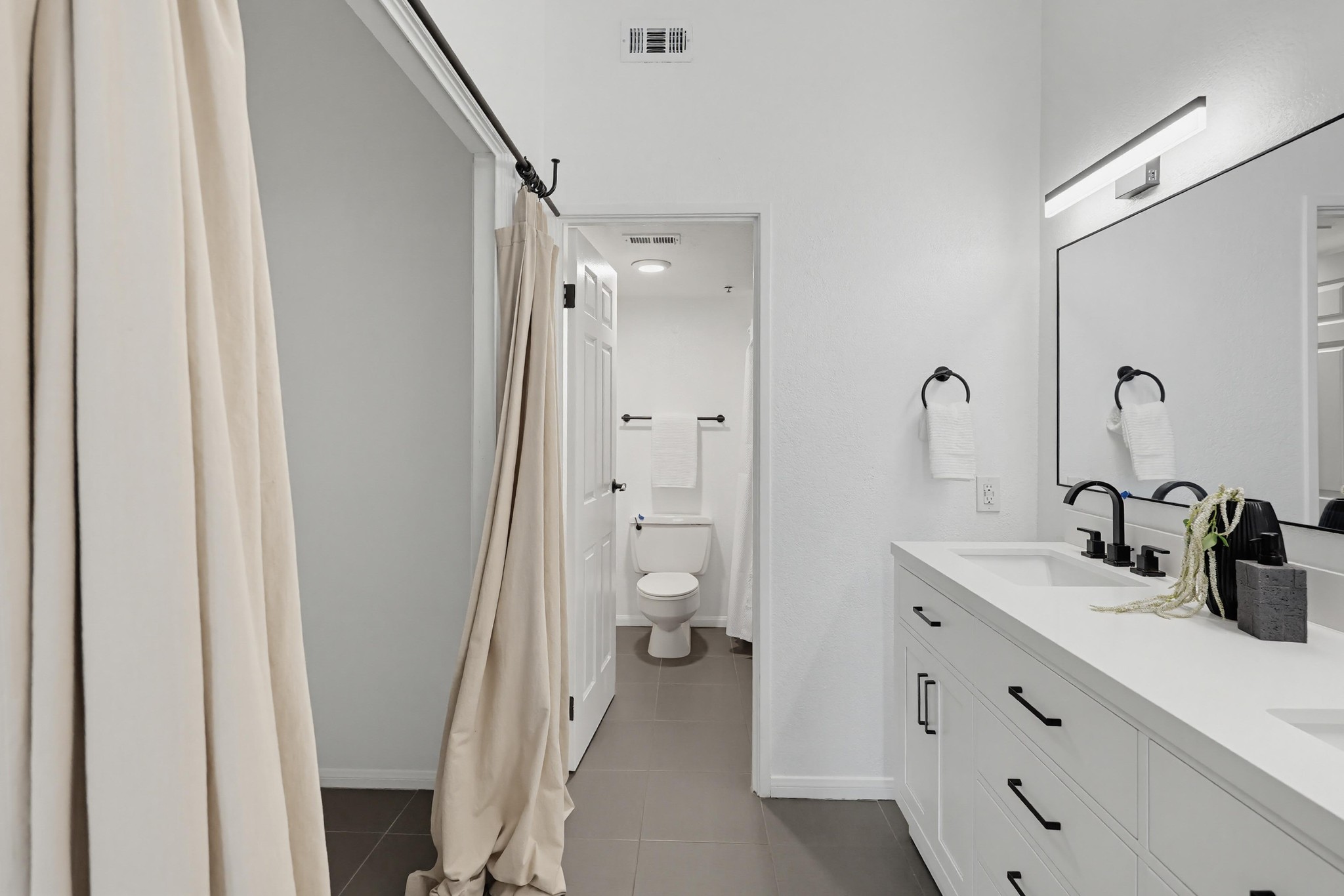 Virtual tour photo 45 of 60 for 1333 Eighth Ave UNIT 103