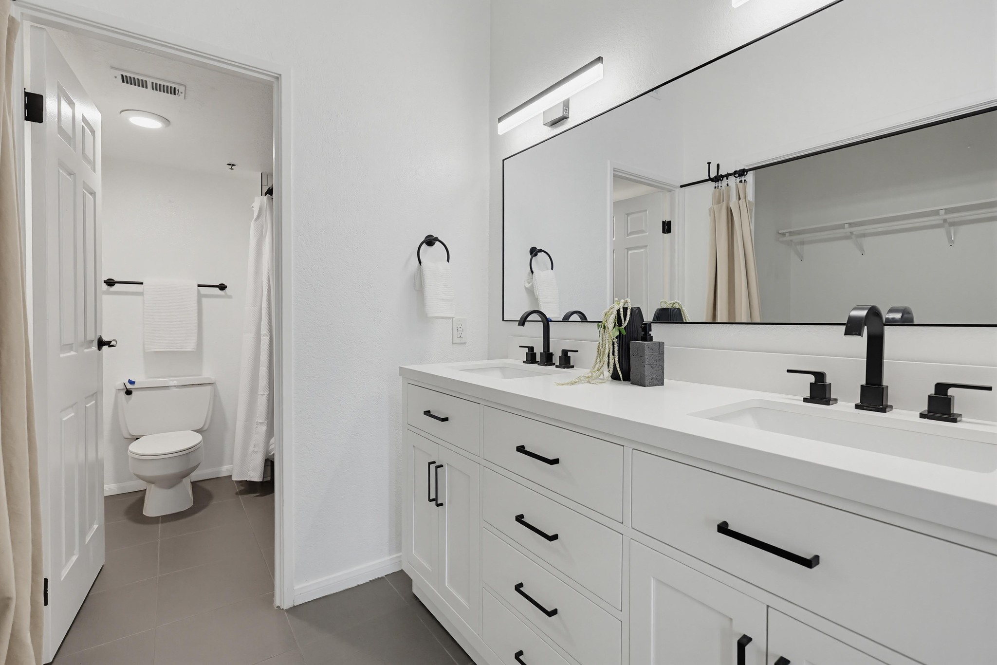Virtual tour photo 46 of 60 for 1333 Eighth Ave UNIT 103