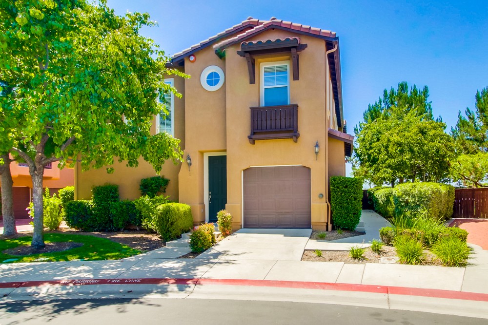 Virtual tour photo 1 of 38 for 13330 Via Magdalena #3