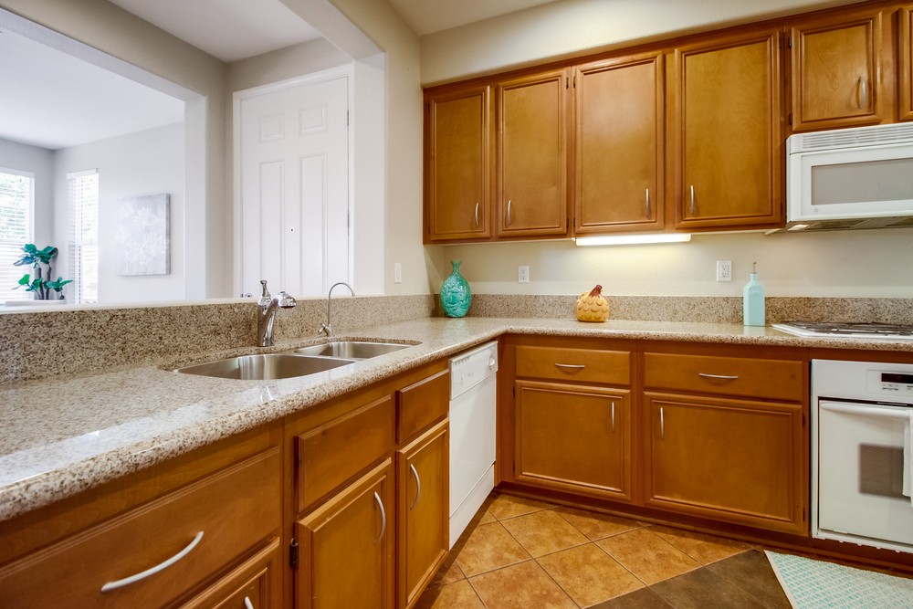 Virtual tour photo 13 of 38 for 13330 Via Magdalena #3