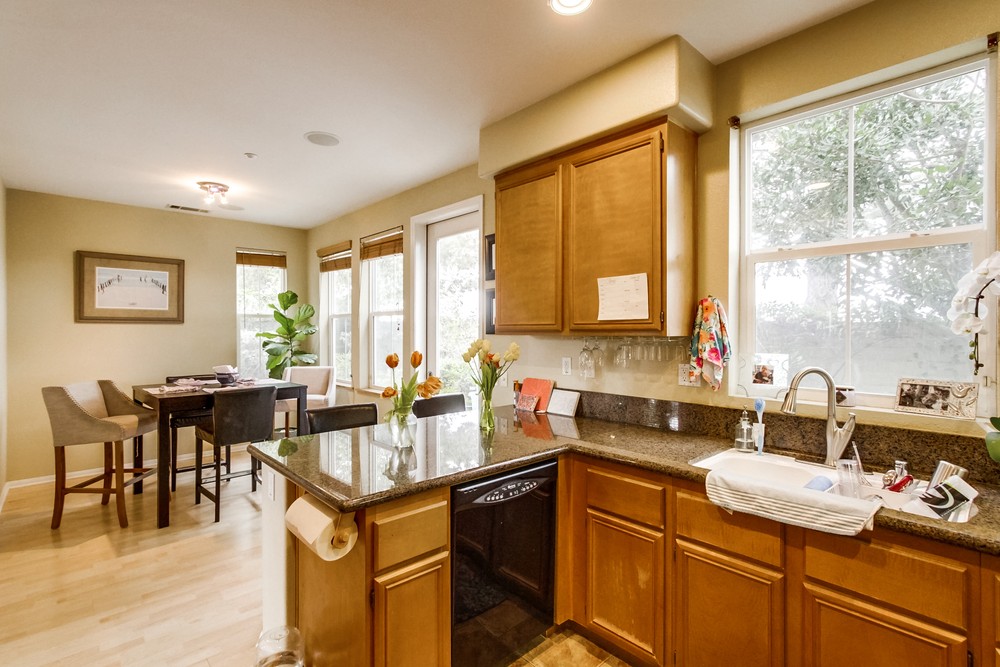 Virtual tour photo 12 of 33 for 13338 Via Magdalena #2