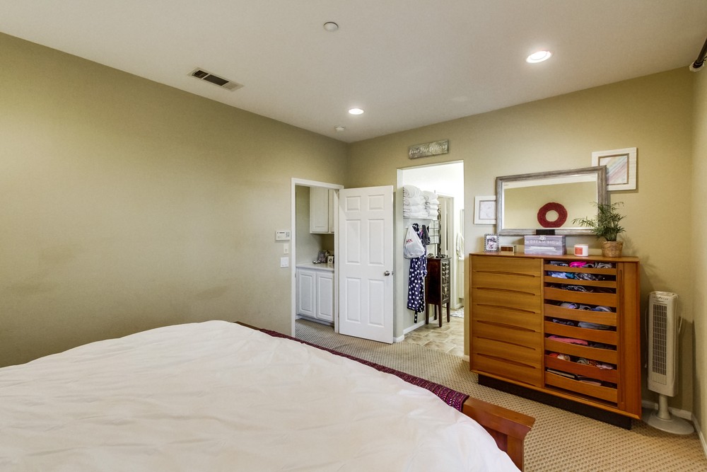 Virtual tour photo 20 of 33 for 13338 Via Magdalena #2