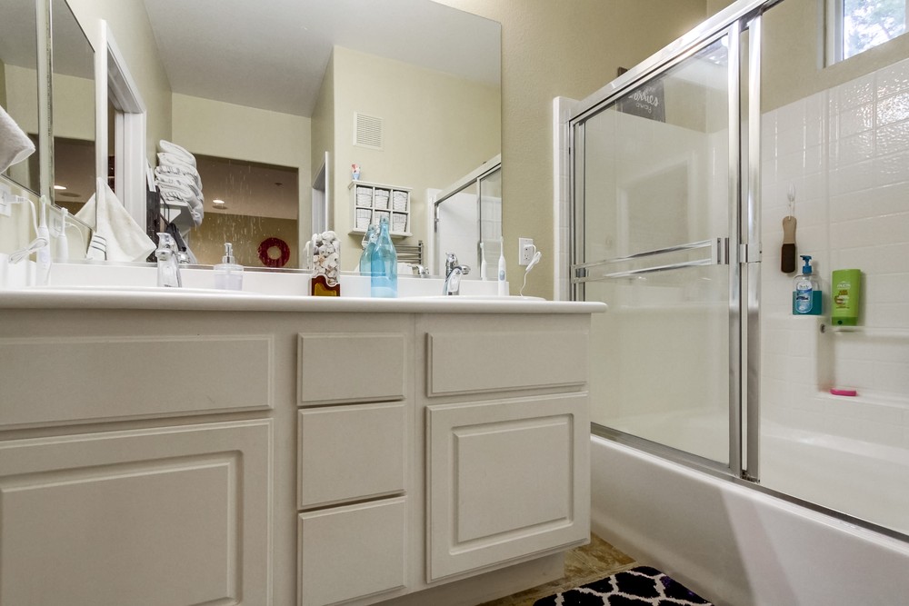 Virtual tour photo 21 of 33 for 13338 Via Magdalena #2