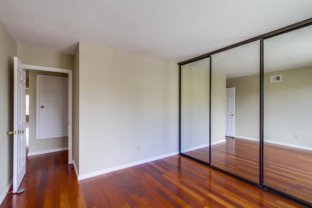 Virtual tour photo 33 of 45 for 13375 Roxton Cir