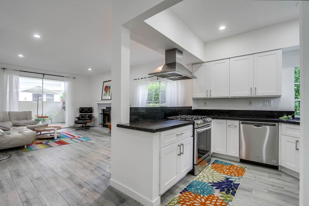 Virtual tour photo 5 of 46 for 13386 Tiverton Rd